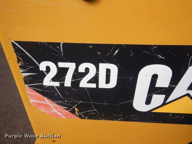 image for item DM5313 2015 Caterpillar 272D  skid steer loader