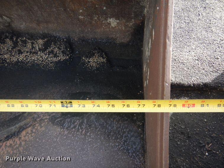 image for item DM5313 2015 Caterpillar 272D  skid steer loader