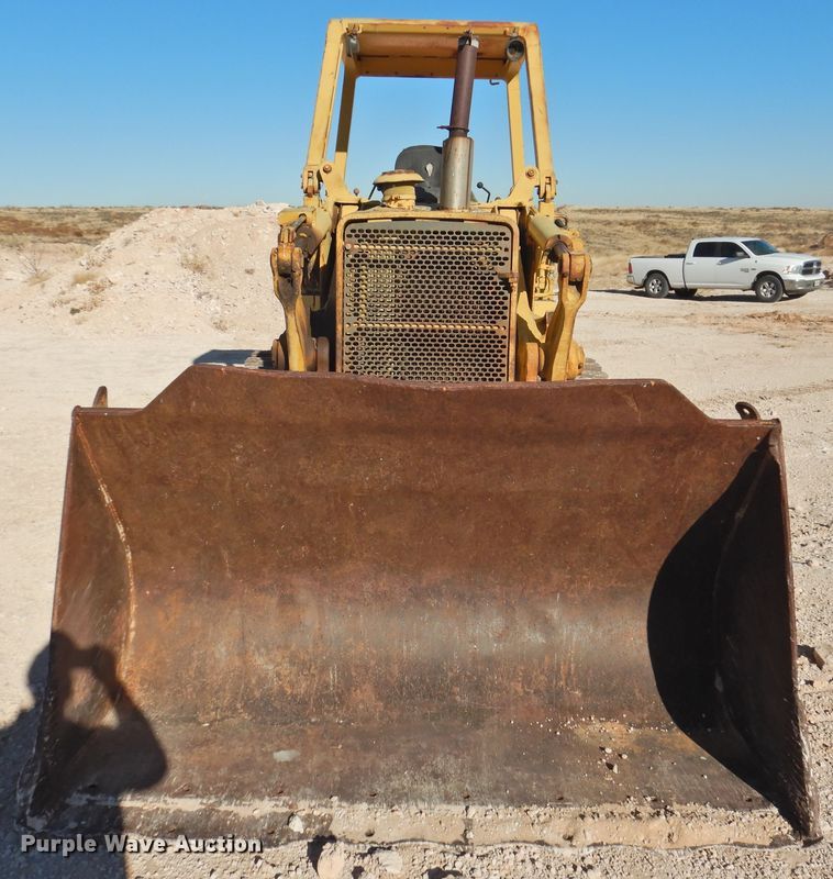 image for item DN0080 1984 John Deere 755A  track loader