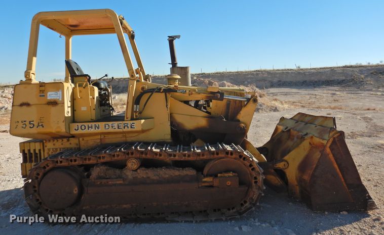 image for item DN0080 1984 John Deere 755A  track loader