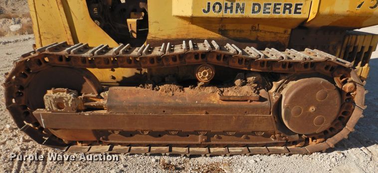image for item DN0080 1984 John Deere 755A  track loader