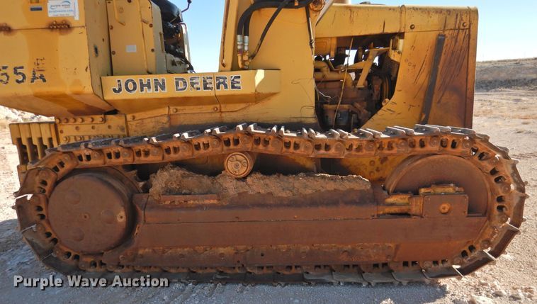 image for item DN0080 1984 John Deere 755A  track loader