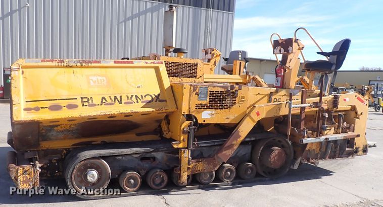 image for item DN2363 2000 Blaw Knox PF5510  paver