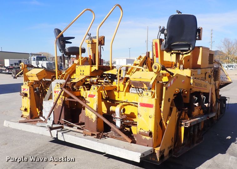 image for item DN2363 2000 Blaw Knox PF5510  paver