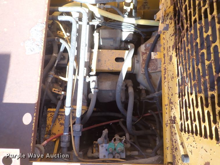 image for item DN2363 2000 Blaw Knox PF5510  paver