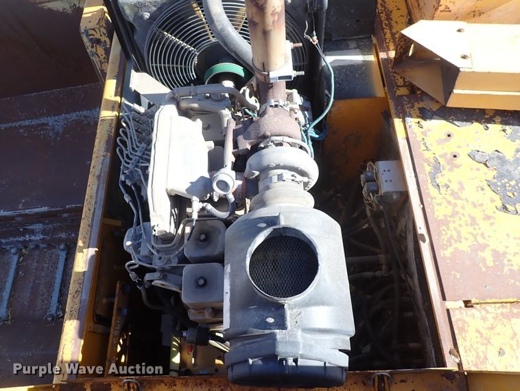 image for item DN2363 2000 Blaw Knox PF5510  paver