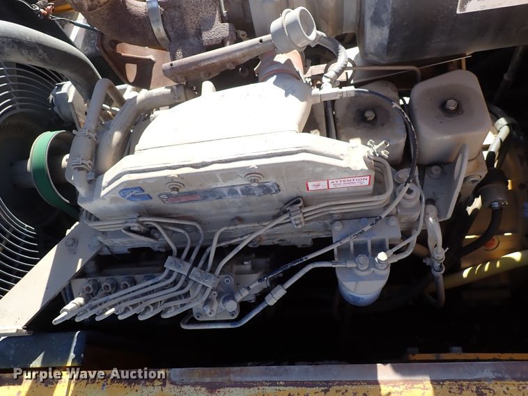 image for item DN2363 2000 Blaw Knox PF5510  paver