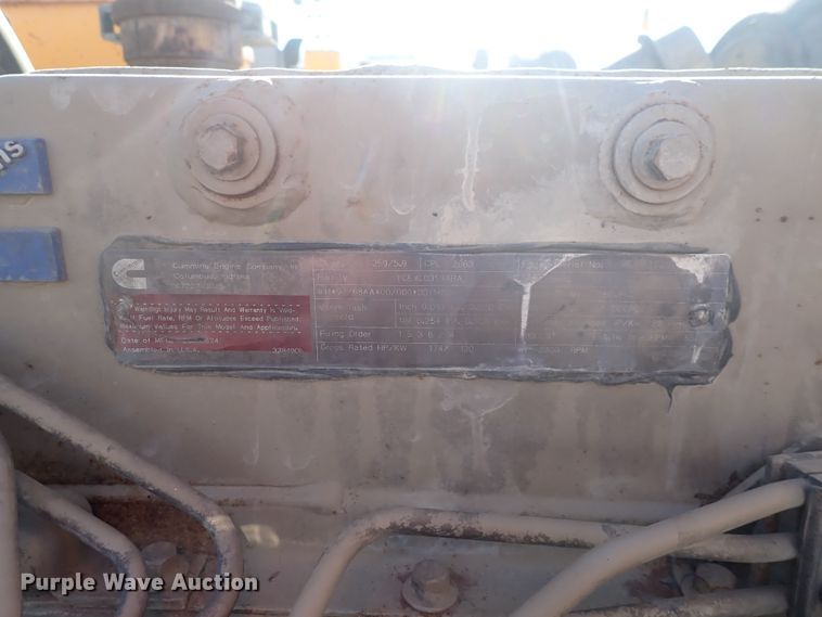 image for item DN2363 2000 Blaw Knox PF5510  paver