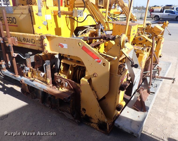 image for item DN2363 2000 Blaw Knox PF5510  paver