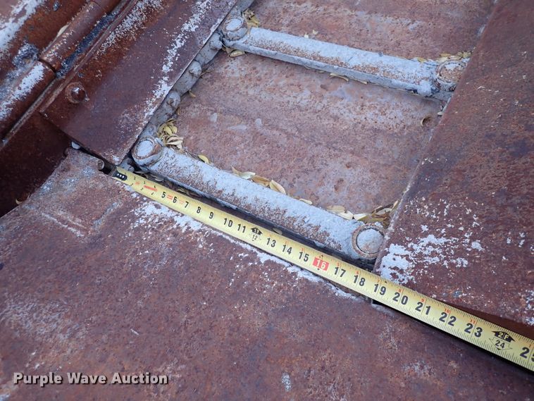 image for item DN2363 2000 Blaw Knox PF5510  paver