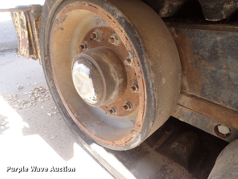 image for item DN2363 2000 Blaw Knox PF5510  paver