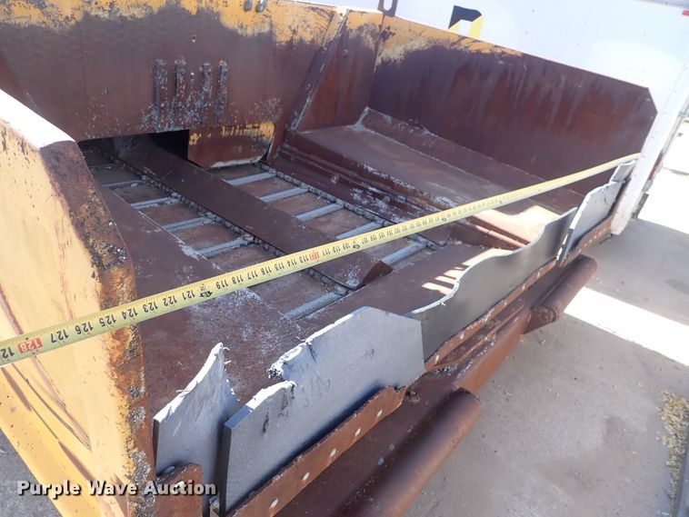 image for item DN2363 2000 Blaw Knox PF5510  paver