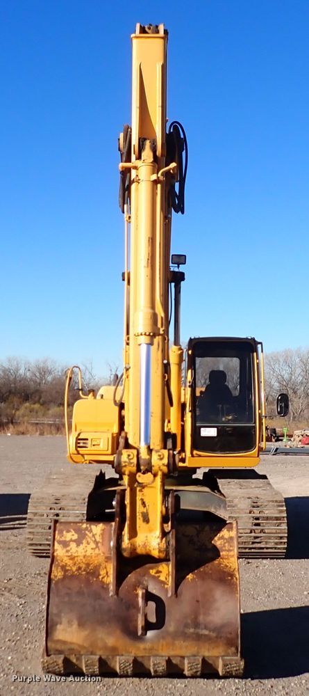 image for item DN2387 1998 John Deere 200LC  excavator