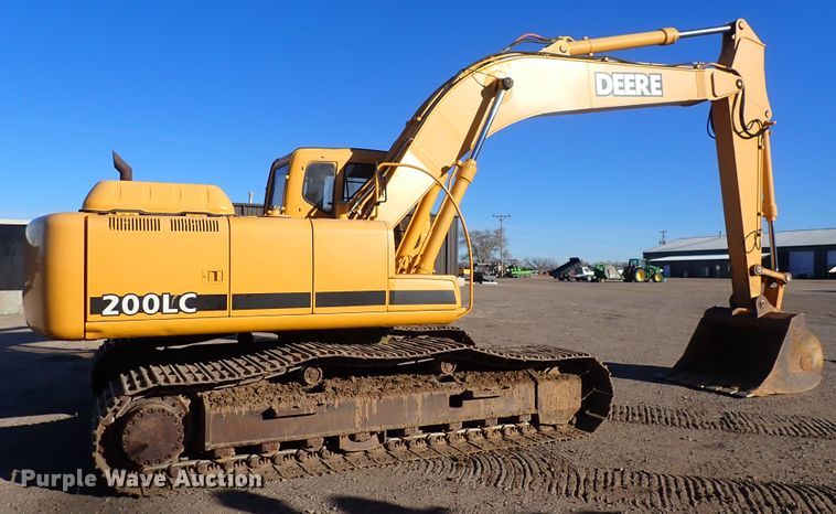 image for item DN2387 1998 John Deere 200LC  excavator