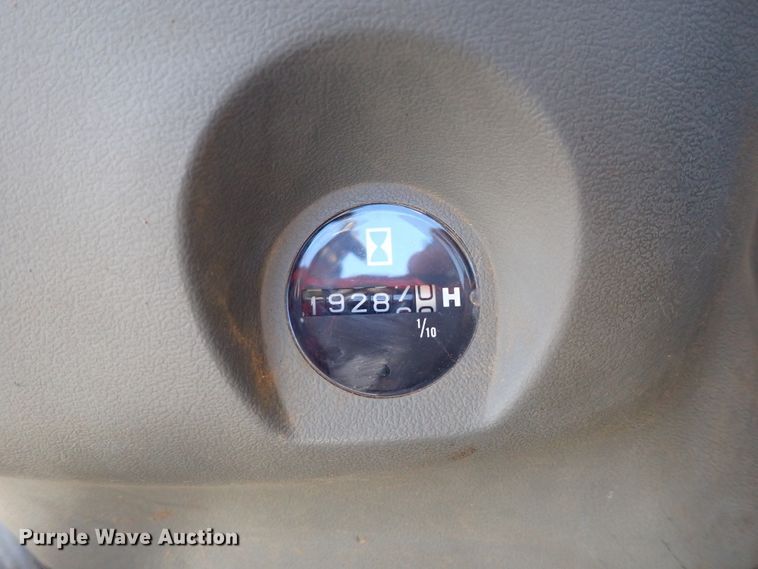 image for item DN2387 1998 John Deere 200LC  excavator