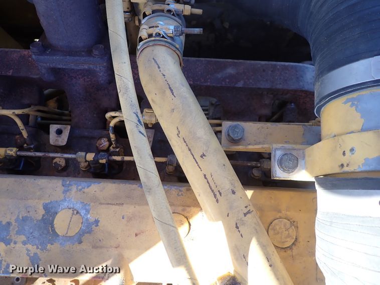 image for item DN2387 1998 John Deere 200LC  excavator