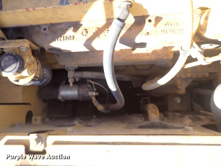 image for item DN2387 1998 John Deere 200LC  excavator