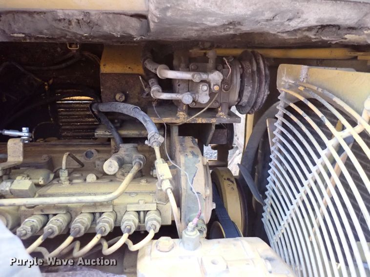 image for item DN2387 1998 John Deere 200LC  excavator