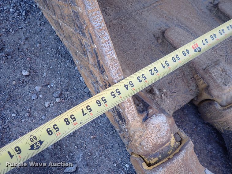 image for item DN2387 1998 John Deere 200LC  excavator