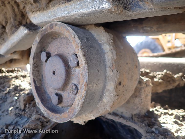 image for item DN2387 1998 John Deere 200LC  excavator