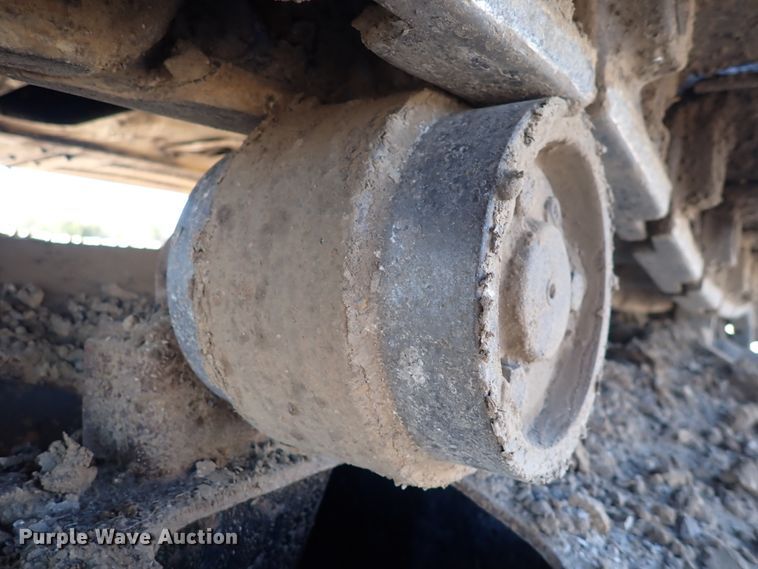 image for item DN2387 1998 John Deere 200LC  excavator