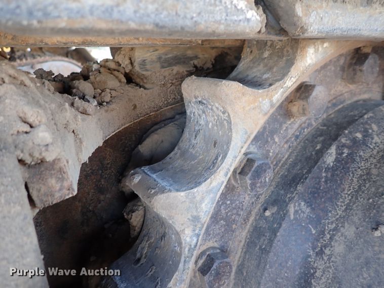 image for item DN2387 1998 John Deere 200LC  excavator