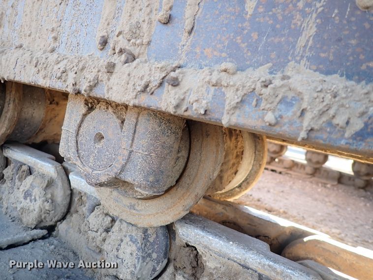 image for item DN2387 1998 John Deere 200LC  excavator