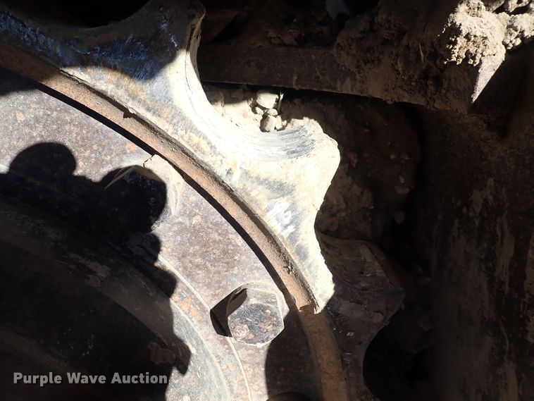 image for item DN2387 1998 John Deere 200LC  excavator