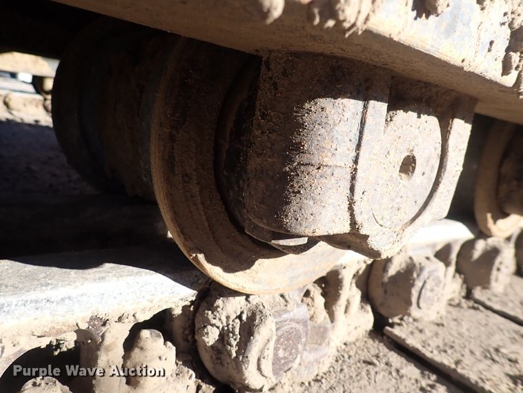 image for item DN2387 1998 John Deere 200LC  excavator