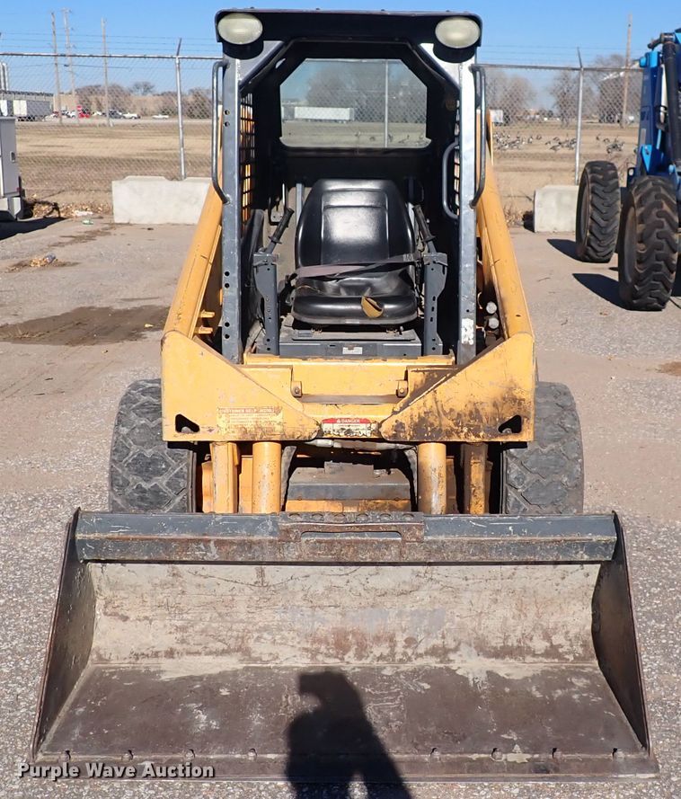 image for item DN2390 Mustang 2054  skid steer loader