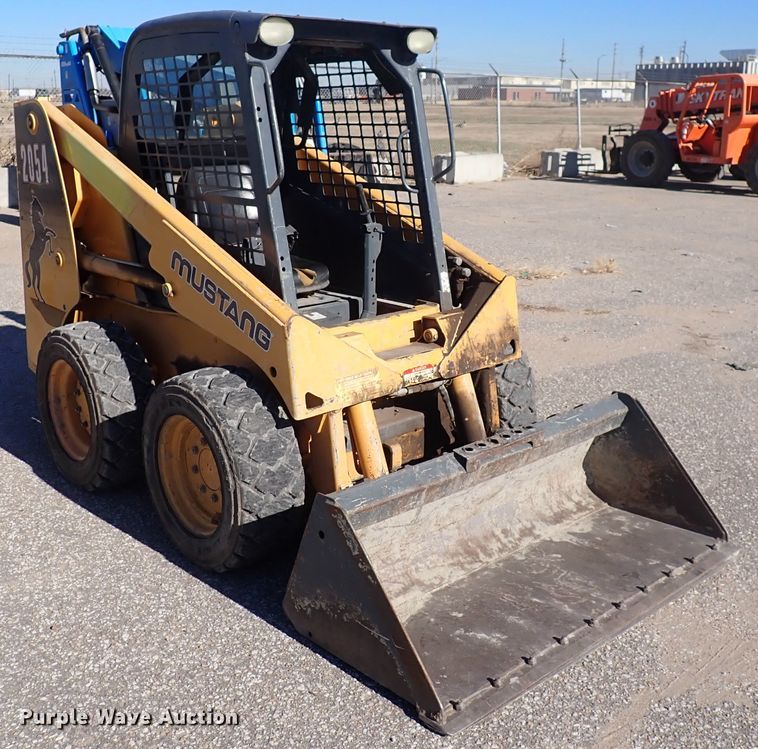 image for item DN2390 Mustang 2054  skid steer loader