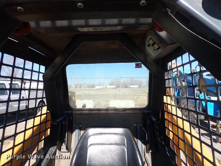 image for item DN2390 Mustang 2054  skid steer loader