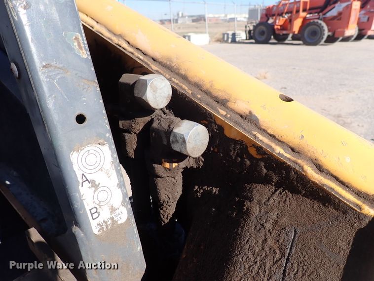 image for item DN2390 Mustang 2054  skid steer loader