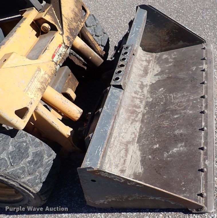 image for item DN2390 Mustang 2054  skid steer loader