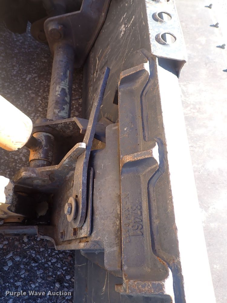 image for item DN2390 Mustang 2054  skid steer loader