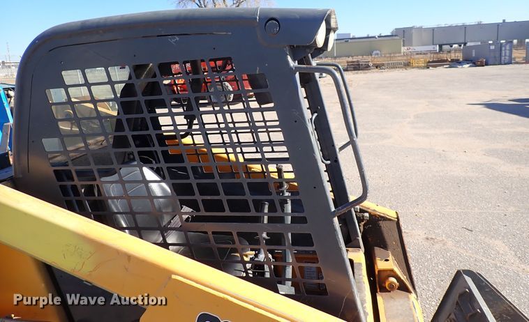 image for item DN2390 Mustang 2054  skid steer loader