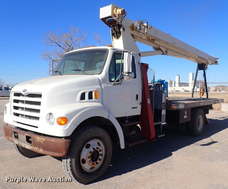 image for item DN2391 2000 Sterling L7500  crane truck