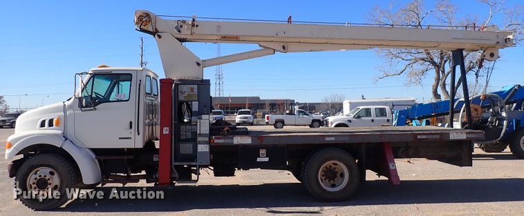 image for item DN2391 2000 Sterling L7500  crane truck
