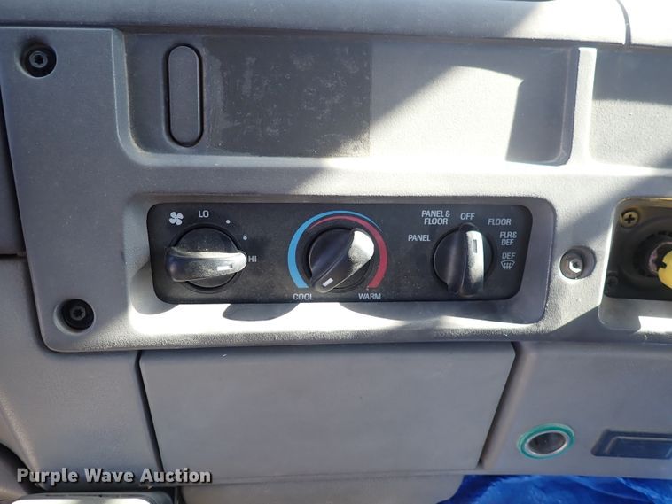 image for item DN2391 2000 Sterling L7500  crane truck