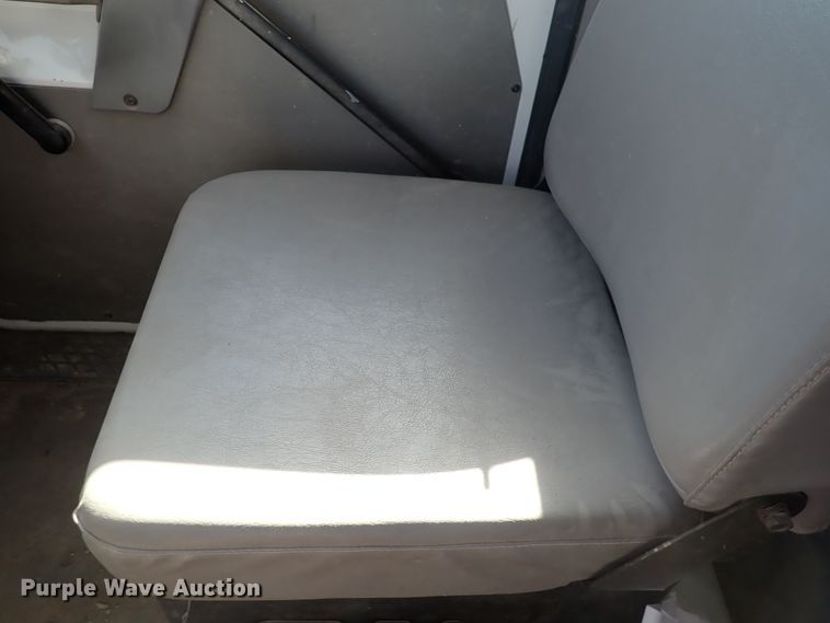 image for item DN2391 2000 Sterling L7500  crane truck