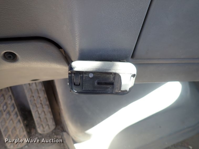 image for item DN2391 2000 Sterling L7500  crane truck