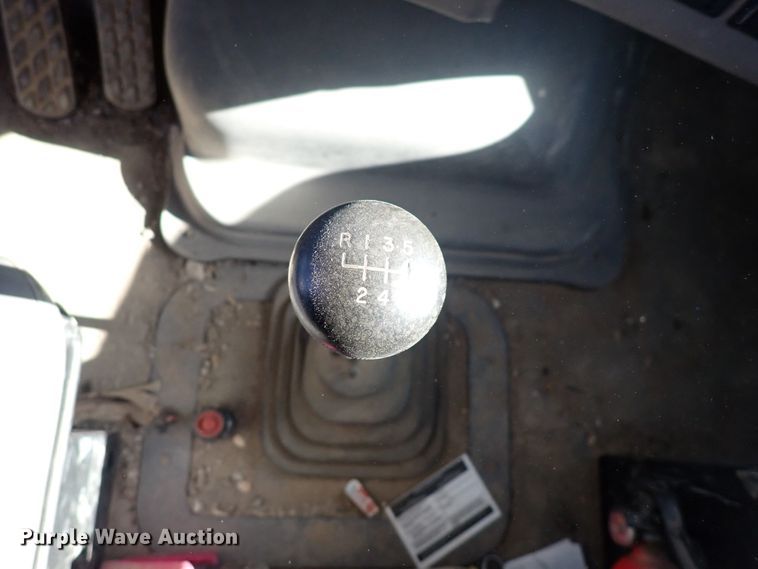 image for item DN2391 2000 Sterling L7500  crane truck