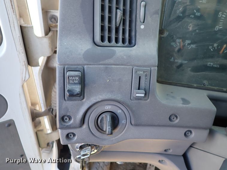 image for item DN2391 2000 Sterling L7500  crane truck