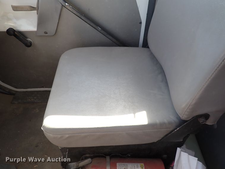 image for item DN2391 2000 Sterling L7500  crane truck