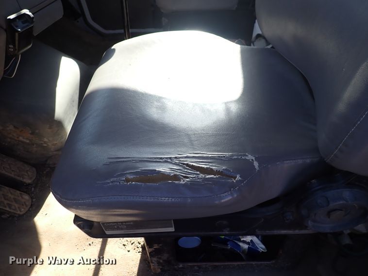 image for item DN2391 2000 Sterling L7500  crane truck