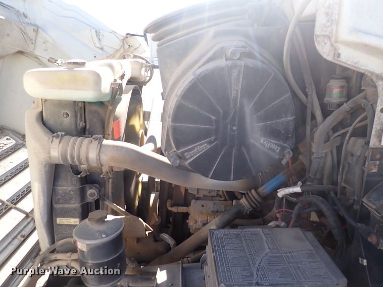 image for item DN2391 2000 Sterling L7500  crane truck