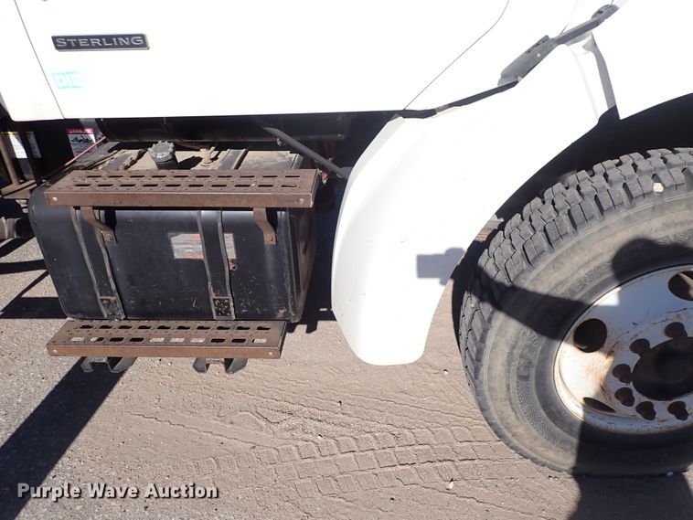 image for item DN2391 2000 Sterling L7500  crane truck