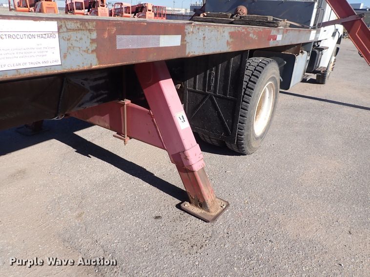 image for item DN2391 2000 Sterling L7500  crane truck