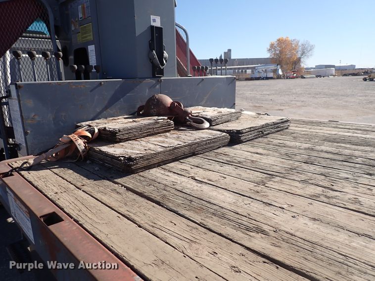 image for item DN2391 2000 Sterling L7500  crane truck