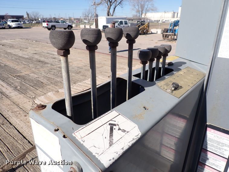 image for item DN2391 2000 Sterling L7500  crane truck